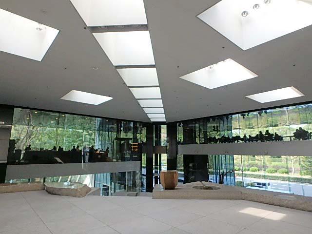 草月会館ホール④