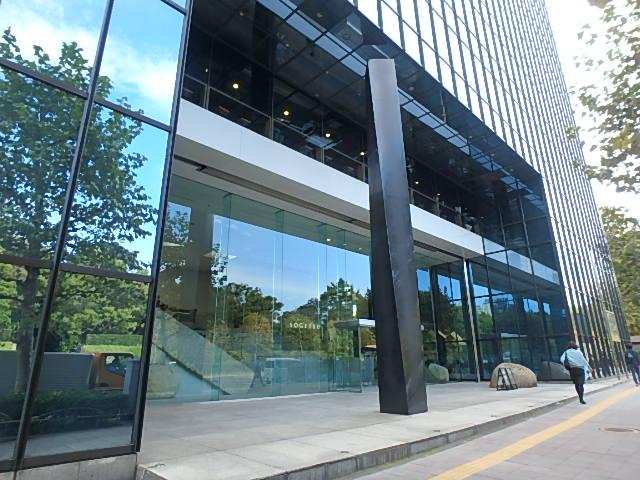 草月会館エントランス①