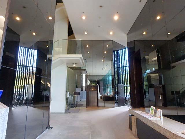 草月会館エントランス④