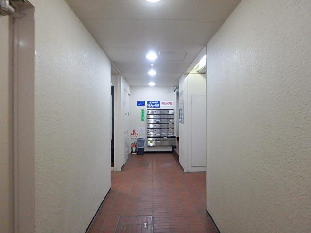 ホール①