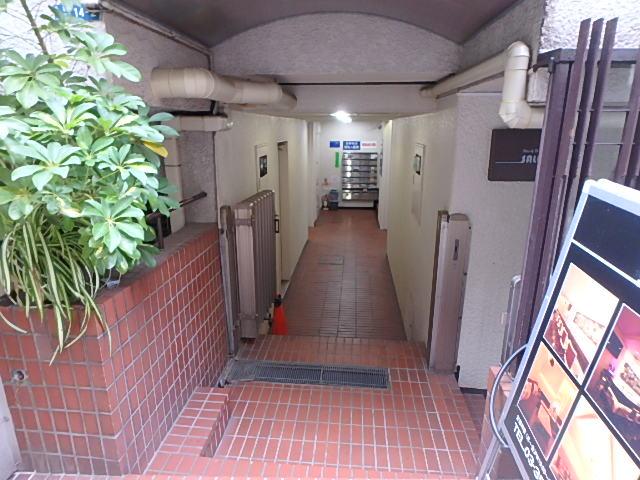 エントランス②