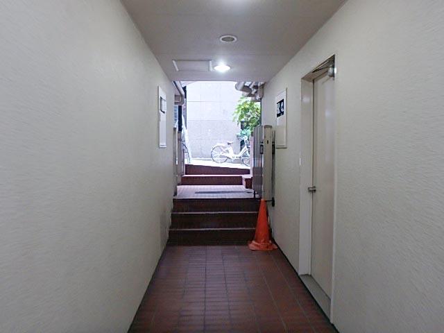 ホール④