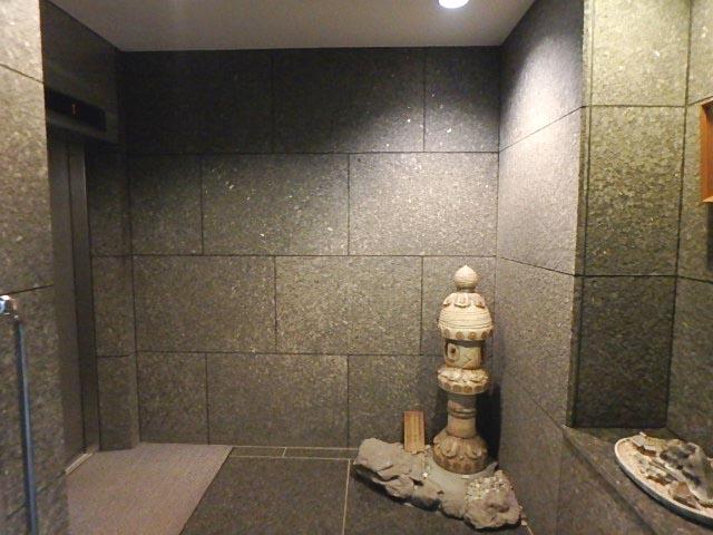 陶香堂ビルホール①