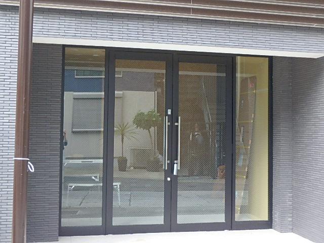 エントランス②