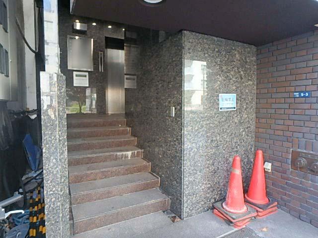エントランス②