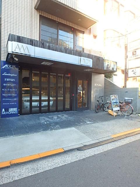 小林ビルエントランス①