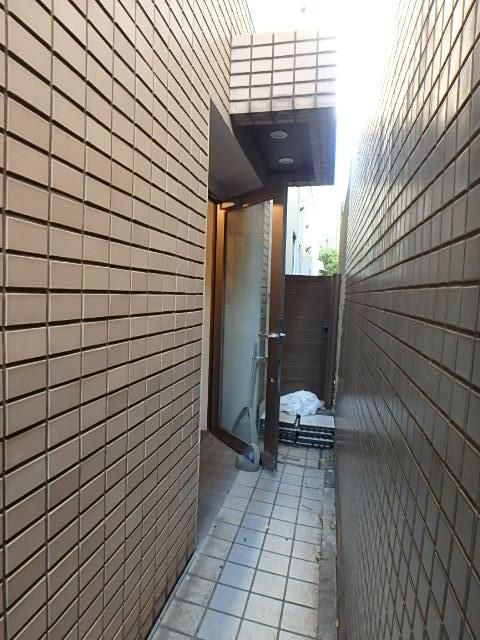 小林ビルエントランス④
