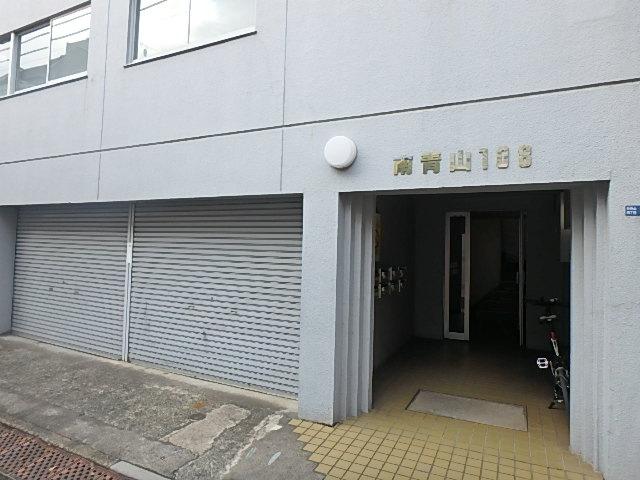 エントランス②