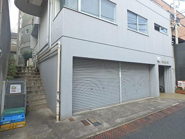 エントランス①