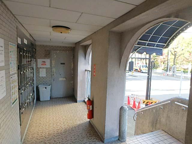 ホール②