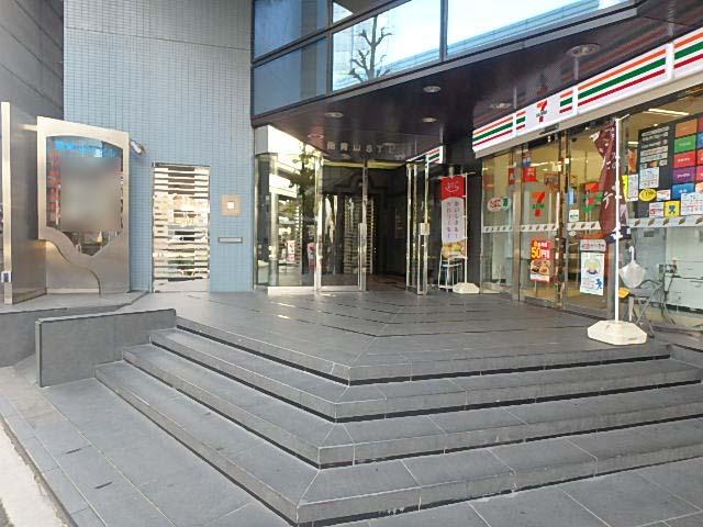 エントランス②