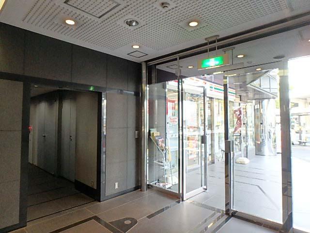ホール③