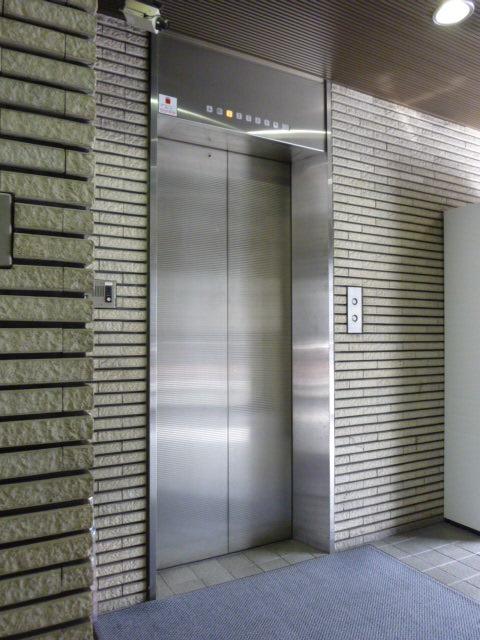 オキノビルエントランス②