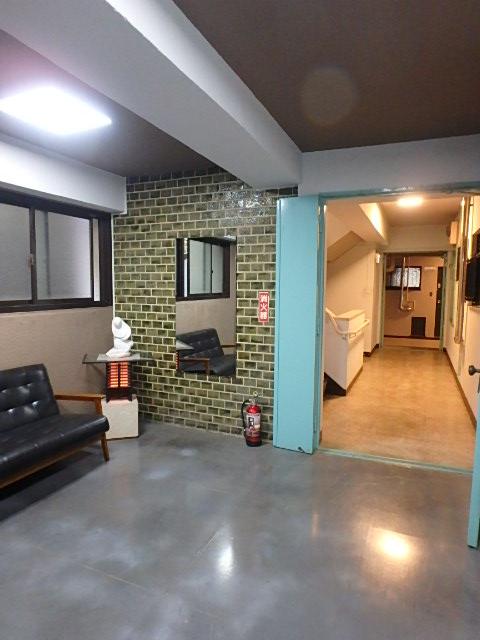 ホール③