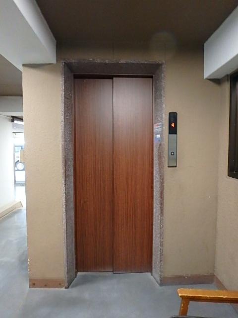 ホール⑤