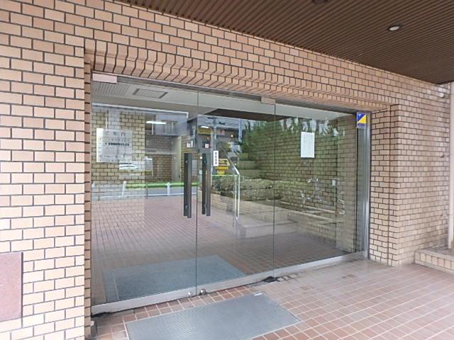 白金三五ビルエントランス②