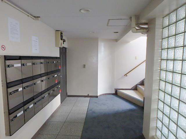 ホール①