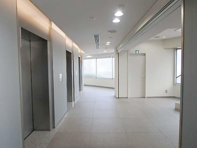ホール②
