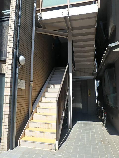 浜喜ビルエントランス①
