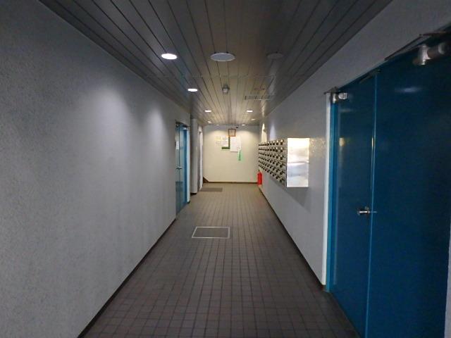 ホール①
