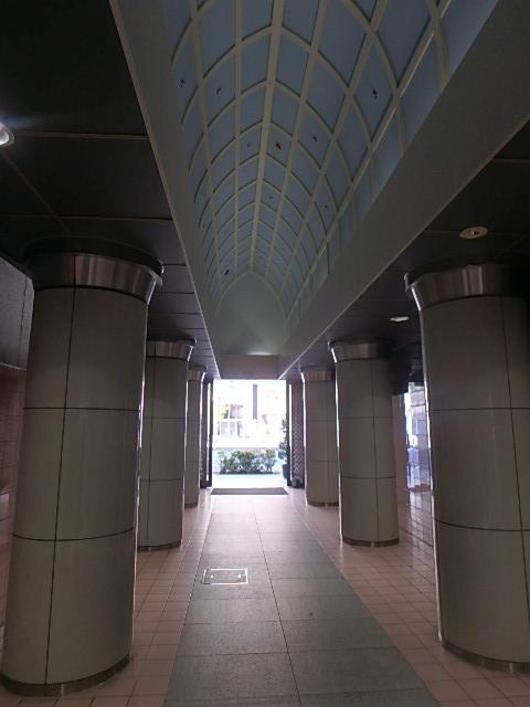 ホール③
