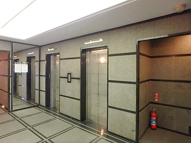 ホール②