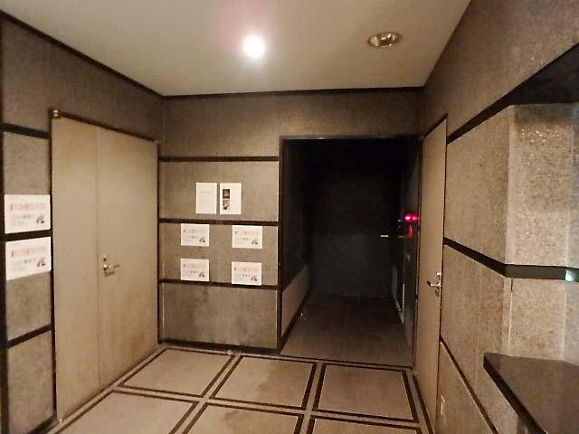 ホール③