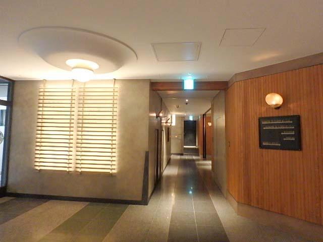 ホール②