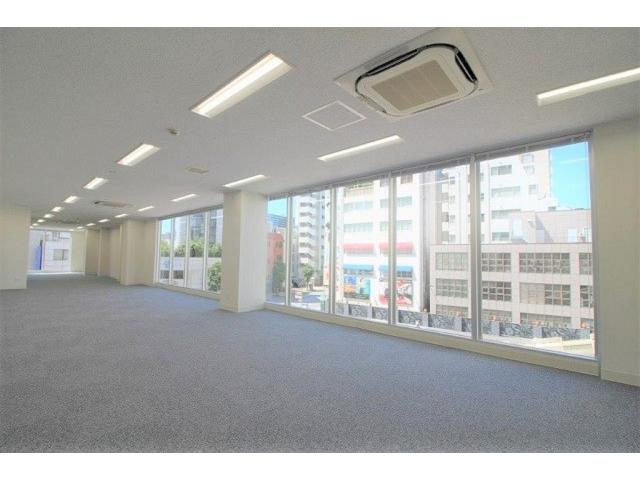 Ｈ・Ｔ神宮外苑ビル室内②