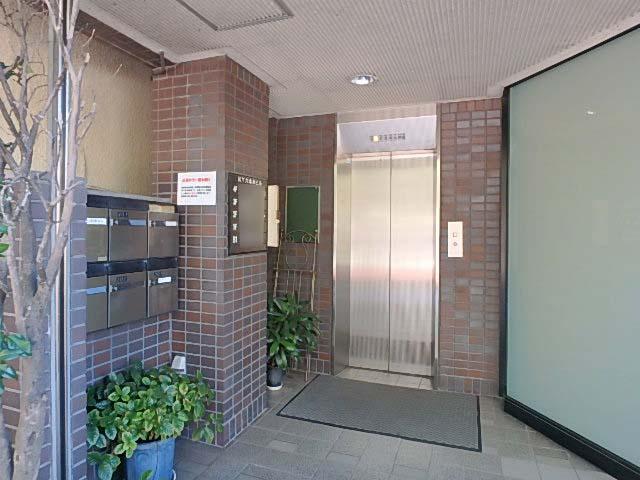 ホール①