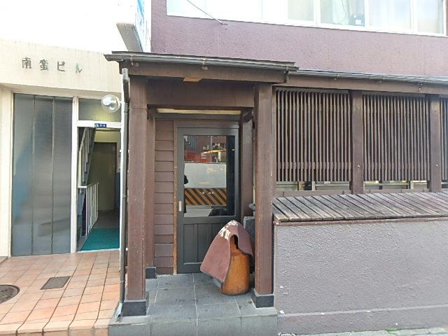 エントランス①