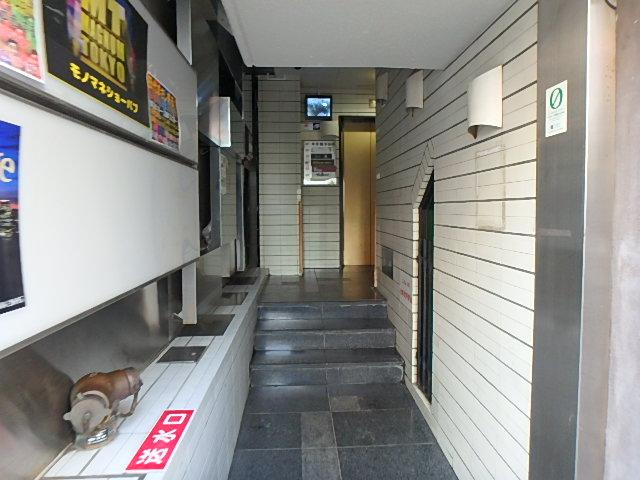 エントランス②