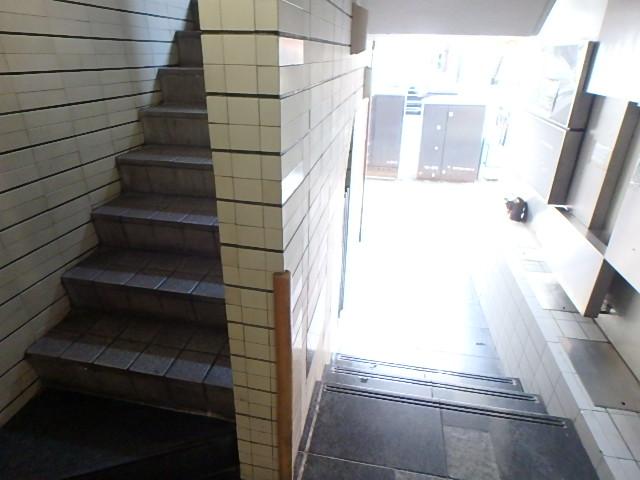 ホール②