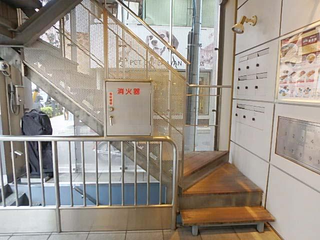 六本木ＧＭビルホール②