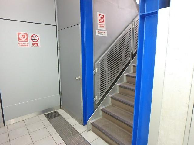 ホール④