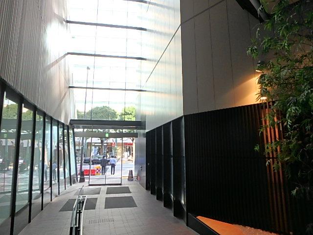 ホール④