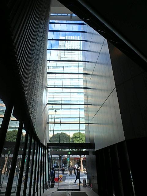 ホール⑤