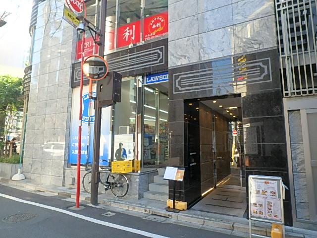 エントランス①