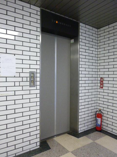 エントランス②