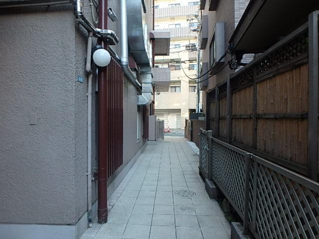 石坂ビルホール②