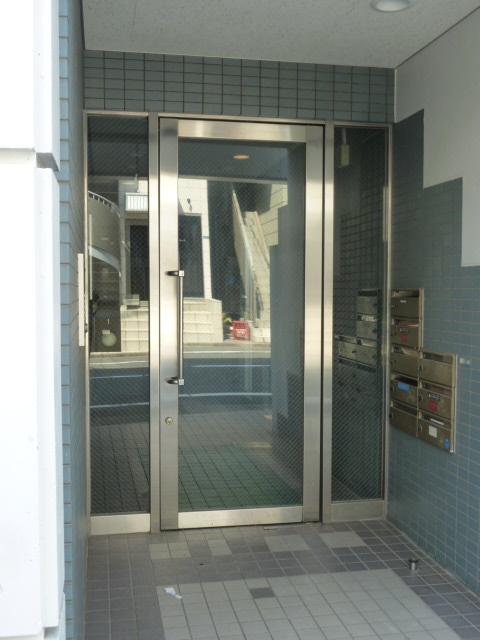 シンエイビルエントランス②