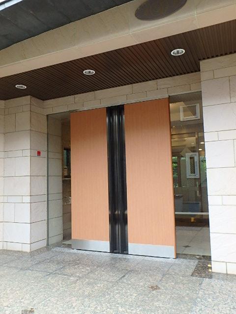 エントランス②