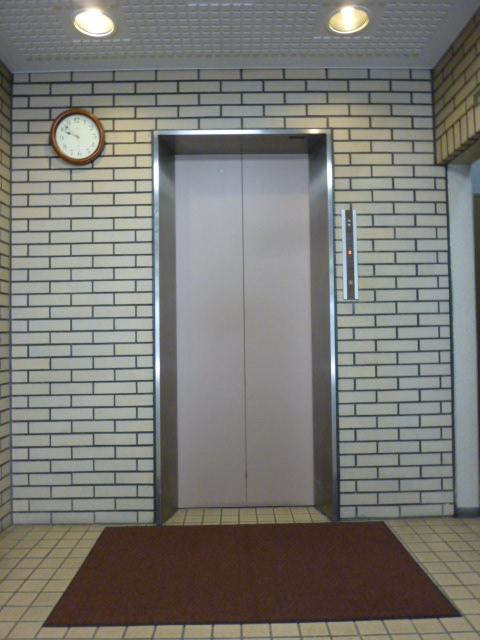 エントランス②