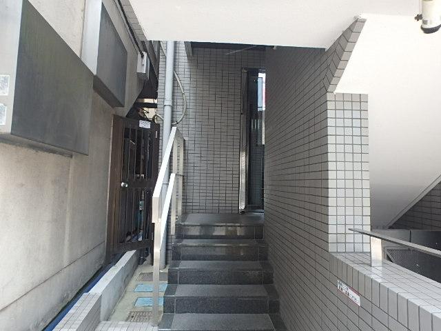 只見ビルホール①