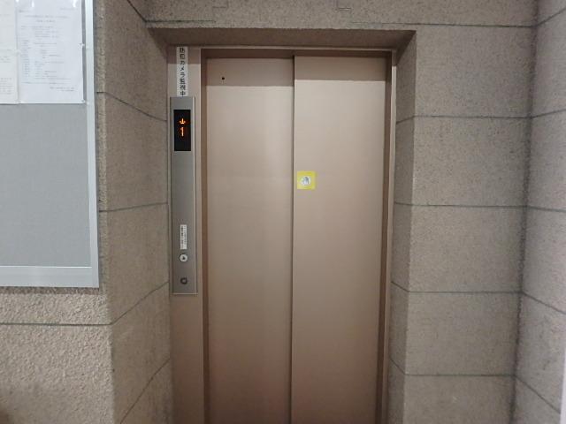 ホール②