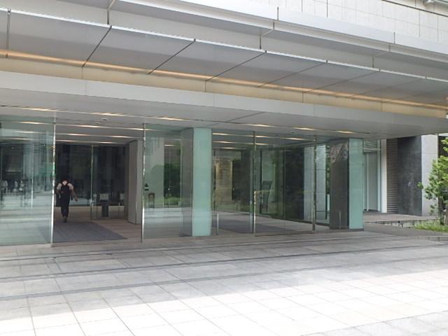 エントランス②