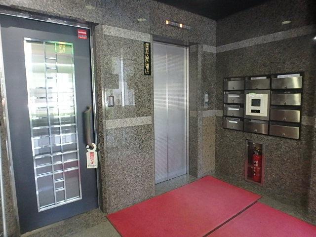 ホール①