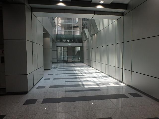 ホール③