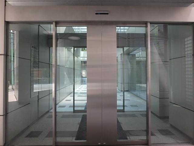 ホール①