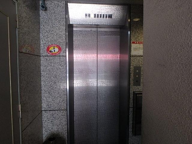 ホール②